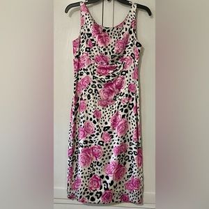 🌸🌸 Roses and Leopard Print Silk Dress 🌸🌸